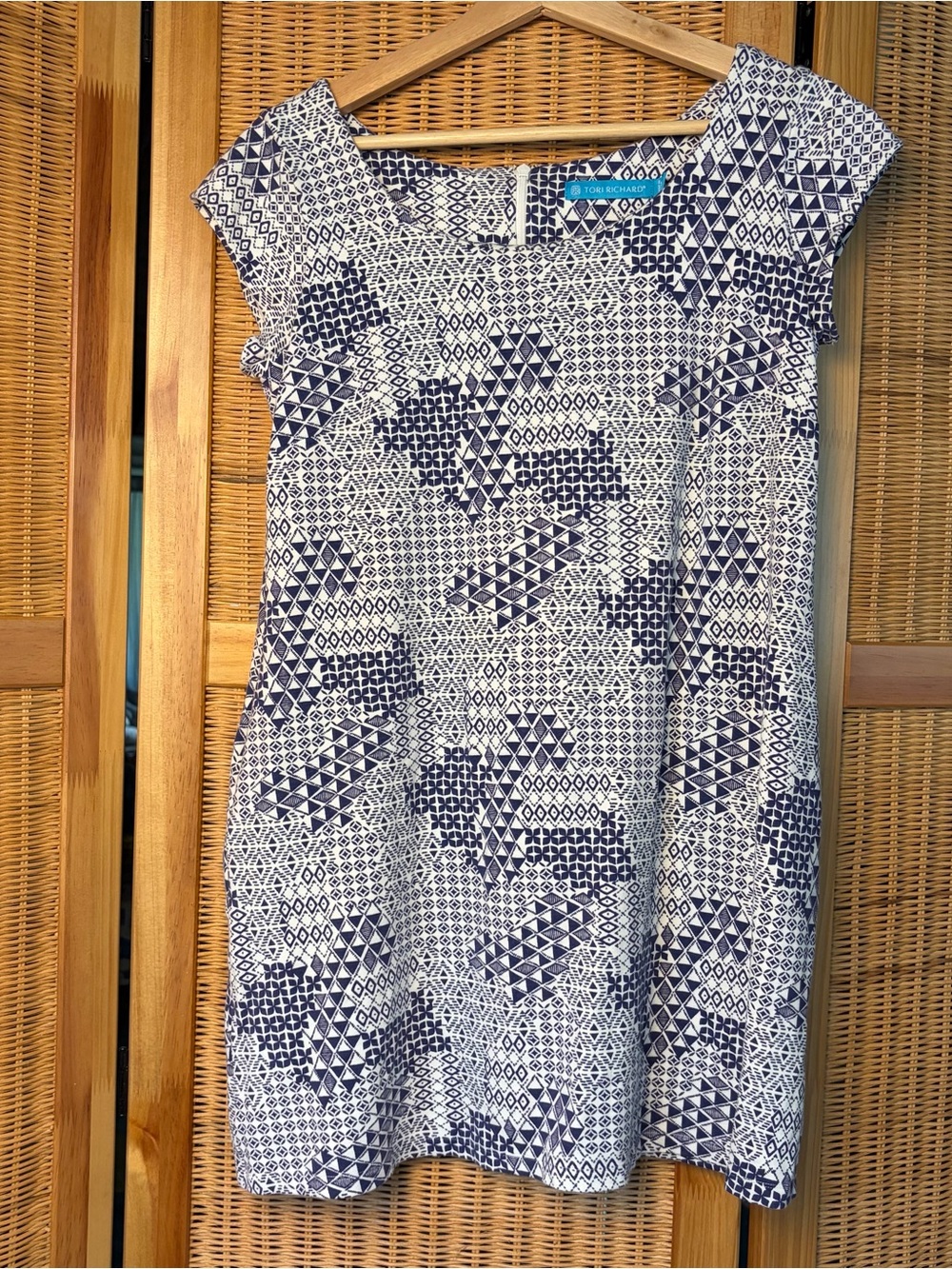 Tori Richard Navy & White Geometric Cap-Sleeve Shift Dress sz 2